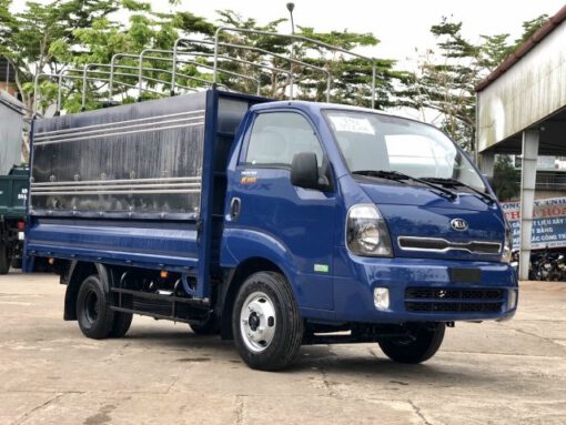 KIA K250 THÙNG MUI BẠT