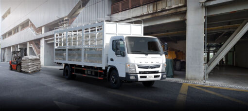 Mitsubishi Fuso Canter TF8.5L tải 4.4 tấn thùng dài 6.2m